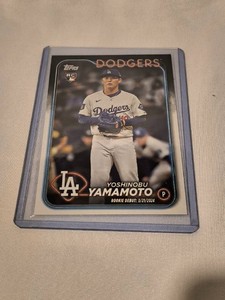 Yoshinobu Yamamoto Rookie Card