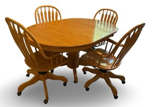 K- Solid Oak Pedestal Dining Table & Four Spindle Back Chairs