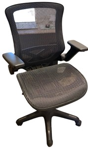 O- Black Office Chair
