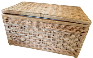 B2-Wicker Storage Chest w Linen Liner