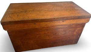 MB- Primitive Blanket Chest