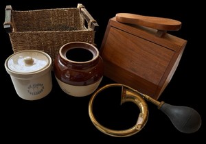 G-Collection of Vintage Household & Decorative Items