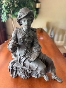 Artist Figurine Sculpture With Palette and Brush - Believed to be from Ansonia Clock