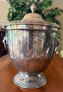 Reed & Barton Lidded Lion-Head Ice Bucket