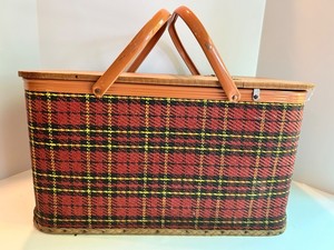 Vintage Redmon Picnic Basket