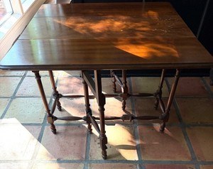 Vintage Wooden Drop-Leaf Side Table - 30 X 28 X 24 in