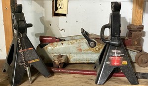 Torin 2-Ton Jack Stands & Automotive Floor Jack Mixed Lot