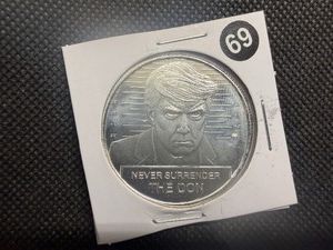 BU One Ounce .999 Silver Donald J. Trump Never Surrender Round