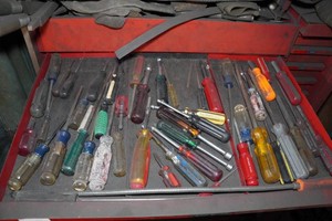 Contents of Drawer - Screwdrivers