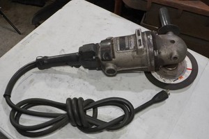 Black & Decker Heavy Duty Angle Grinder