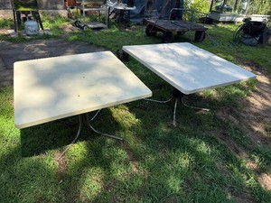2 Folding Space Tables