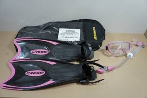 Cressi Adult Rondine Palau Fin Snorkel Set - Fin Size SM