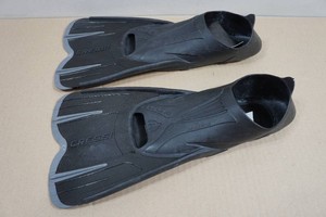 Cressi Agua Adult Travel Fins - 3536, 2.53.5