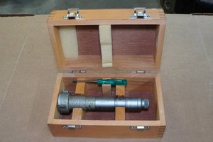 SPI 3-point Internal Micrometer 1.6-2.0