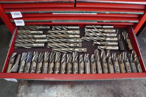 Contents of Drawer - End Mills - .860 - 1.348