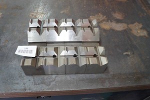 Steel 6 V-Groove Vise Jaws