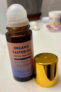 Castor Oil Rose Quartz Roller Ball 100% Pure Organic Cold Pressed Serum, Natural Crystal Face Roller for Fine Lines, Wrinkles & Puffiness, Thicker Lashes & Brows, Self Care Gift for Women 35