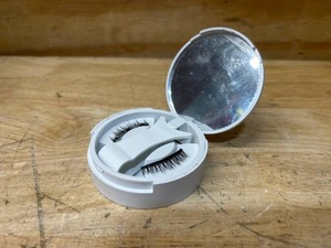 Magnetic Eyelashes with Applicator, No Eyeliner Needed No Glue Reusable Dual Magnetic Lashes Natural Look