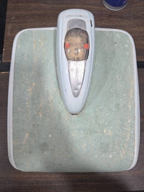 Vintage Bathroom Scale