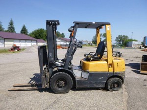 1999 TMC PropaneGas Forklift