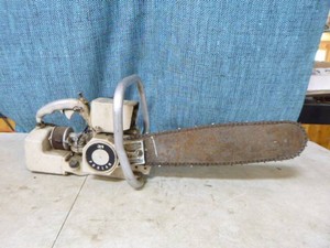 Poulan 16 Chain Saw