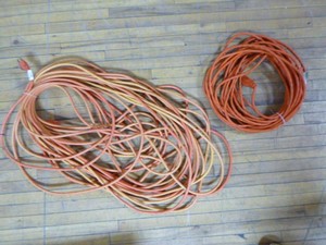 2 Extension Cords