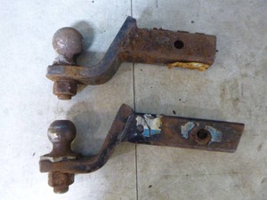 2 Trailer Hitches