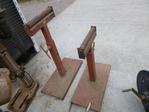 2 Adjustable Height Industrial Roller Stands