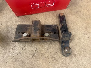 Receiver Hitch and Mounting Plate for Pick Up Bumper Mount