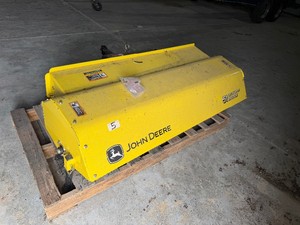 John Deere 51 Quick Hitch Broom, Like new
