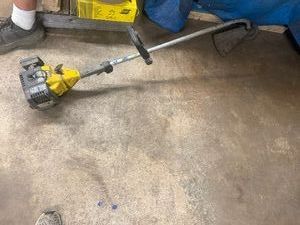 McCulloch Gas Powered Trimmer MAC 2818
