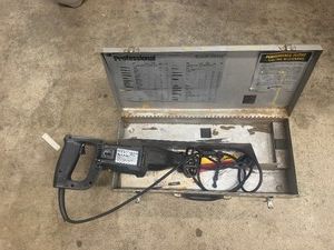 Black and Decker Professional Two Speed Cut Saw with Case