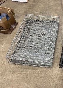 Metal dog Kennel 36 x 24 x 30