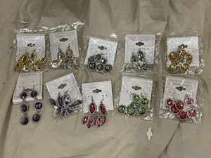 Fashion Jewelry Dangle Earrings Assorted Colors (Lot of 10)