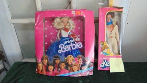 1975 Mattel Ken #9342 and 1989 Mattel Uncief Barbie #1920