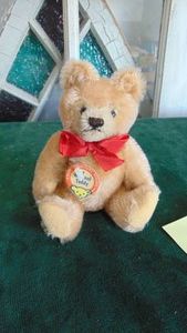 7 Steiff Jointed Bear with Tag, Missing Ear Button