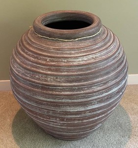 MB - Antique Style Greek Beehive Terracotta Olive Oil Jar.