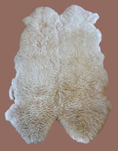 MB - Home Style Genuine Lambskin Rug