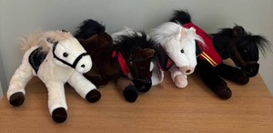 LR - Four Wells Fargo Collectable Stage Coach Ponies