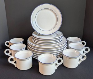 LR - Dinner Plates - Bistro Bands by Nancy Calhoun (Lot of 7)