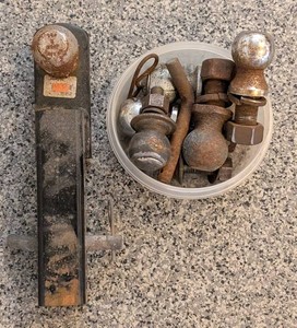 G - Trailer Hitch & Hitch Balls Mixed Lot - CURT 7,500 Lb