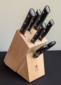 LR - Kitchen Knife Set - HENCKELS Dynamic 5 Knives, Shears & Block