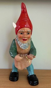 DR - Vintage Garden Gnome Figure 20 in H
