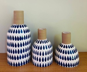 DR - Ceramic Bottle Vase Set Blue Teardrop Pattern 13.5 in Tallest
