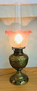 MB - Antique Oil Lamp the Rochester Brass & Glass - electric