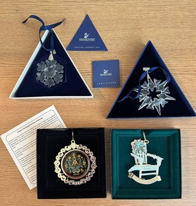 MB - Christmas Ornaments - Swarovski & Rockport Center for the Arts Mixed Lot
