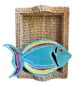 LR - Decorative Woven Tray & Ceramic Fish Plate Mixed Lot - 20.5in Tray