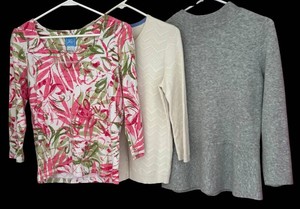 LR - Womens Sweaters - Lari Lane & Talbots Size Small (Lot of 3)