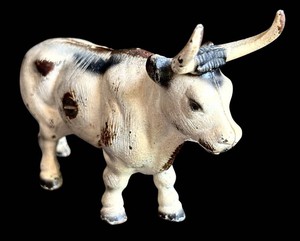 LR - Vintage Cast Iron Steer Still Bank