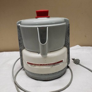 ACME Juicerator Model 5001 Electric Juicer (works)